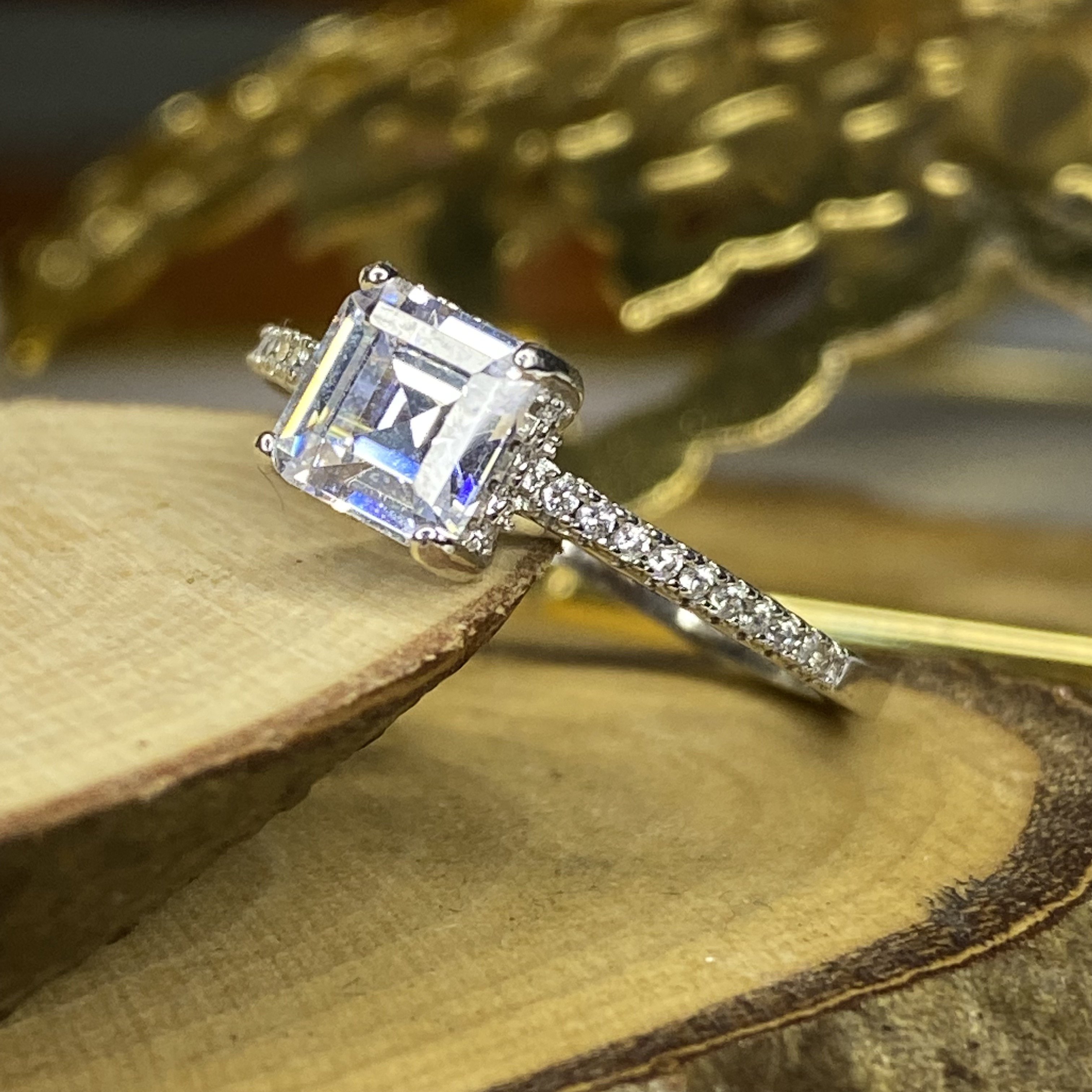 925 Ayar Gümüş Zirkon Taşlı Baget Model Bayan Yüzük 13 cm