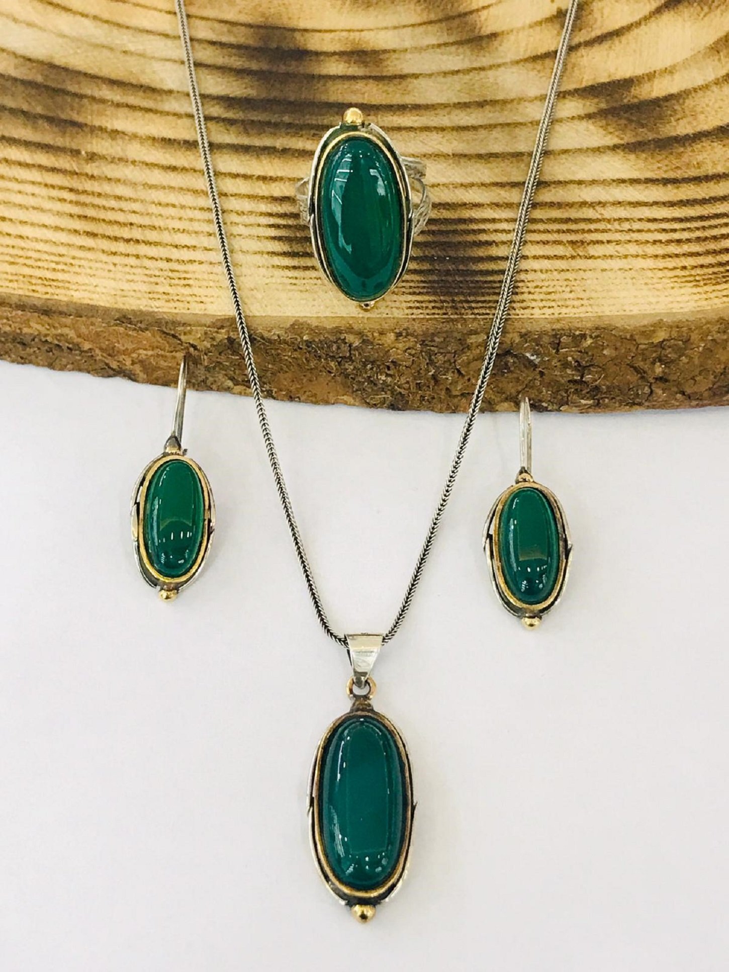 925 Ayar Gümüş Zümrüt Taşlı Otantik Model Gümüş Üçlü Set