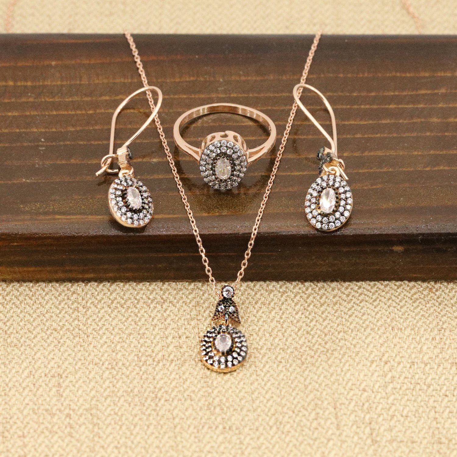 Zirkon İşlemeli 925 Ayar Saf Gümüş Bayan Üçlü Set