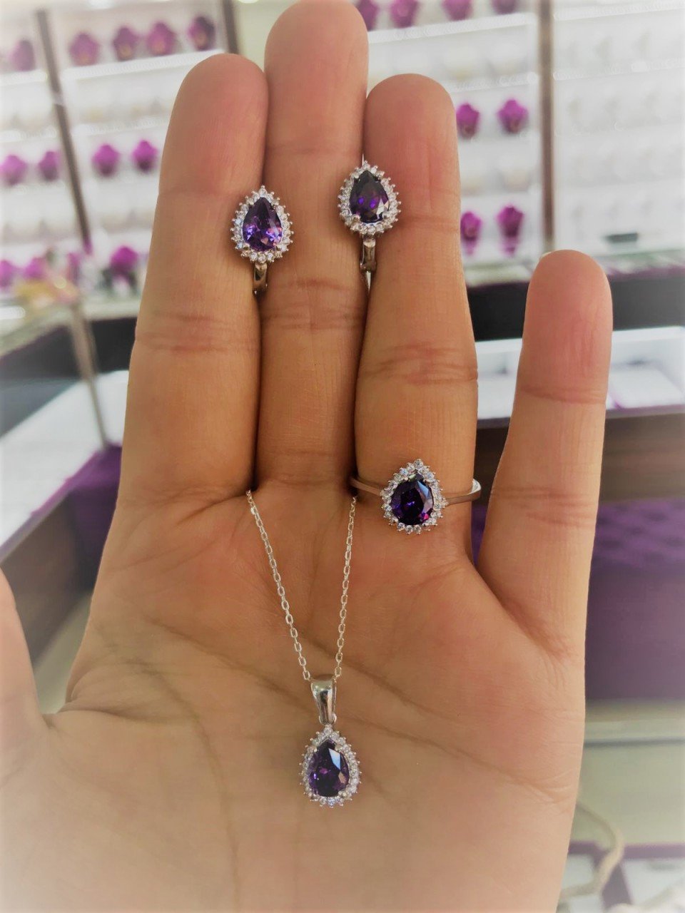 Zirkon Taş İşlemeli 925 Ayar Saf Gümüş Mor Renkli Üçlü Takı Seti