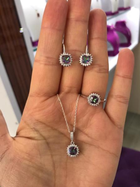 Mistik Topaz Taşlı 925 Ayar Saf Gümüş Kare Model Üçlü Takı Seti