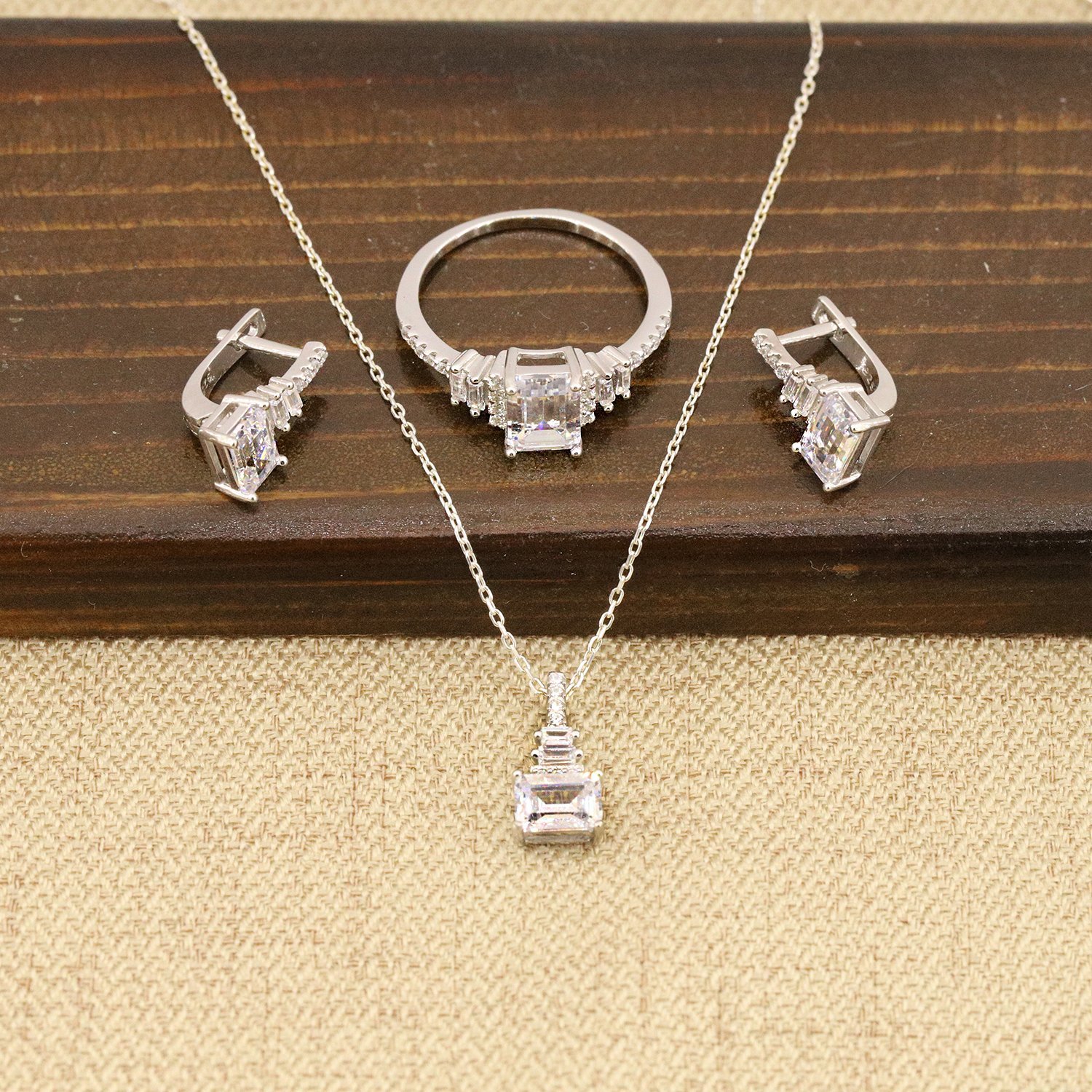 Zirkon Taşlı Baget Model 925 Ayar Gümüş Üçlü Set