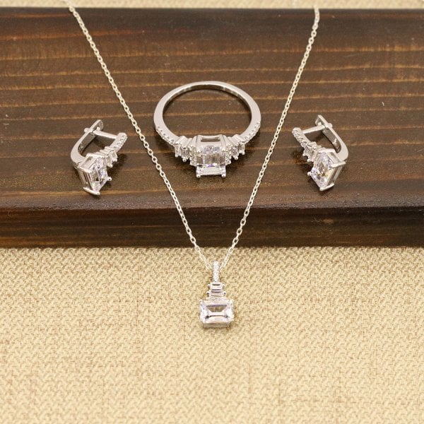 Zirkon Taşlı Baget Model 925 Ayar Gümüş Üçlü Set