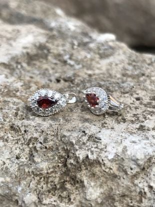 Kök Zümrüt Taşlı 925 Ayar Markazit Gümüş Küpe