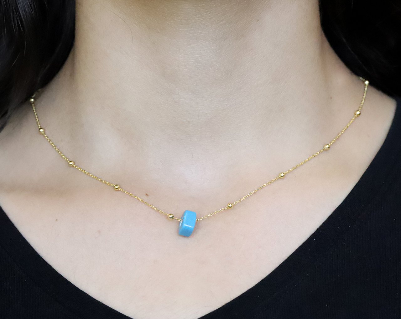 925 Ayar Gümüş Toptop Zincirli Gold Renk Minik Turkuaz Taşlı Kolye