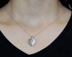 Açılıp Kapanabilen Kalpli Model Zirkon İşlemeli 925 Ayar Gümüş Kolye