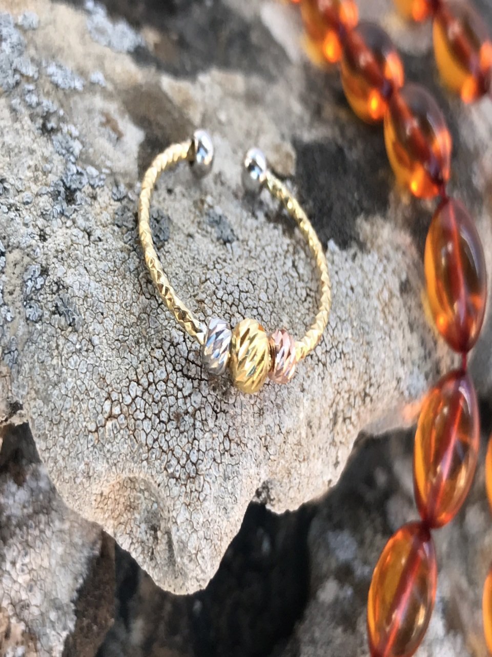 Tek Sıra Toplu Dorika Model Altın Kaplama Gümüş Yüzük