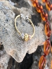 Tek Sıra Toplu Dorika Model Altın Kaplama Gümüş Yüzük