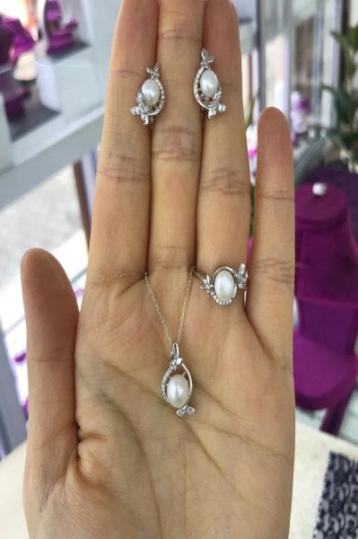 Kelebekli İnci Model 925 Ayar Gümüş Bayan üçlü set