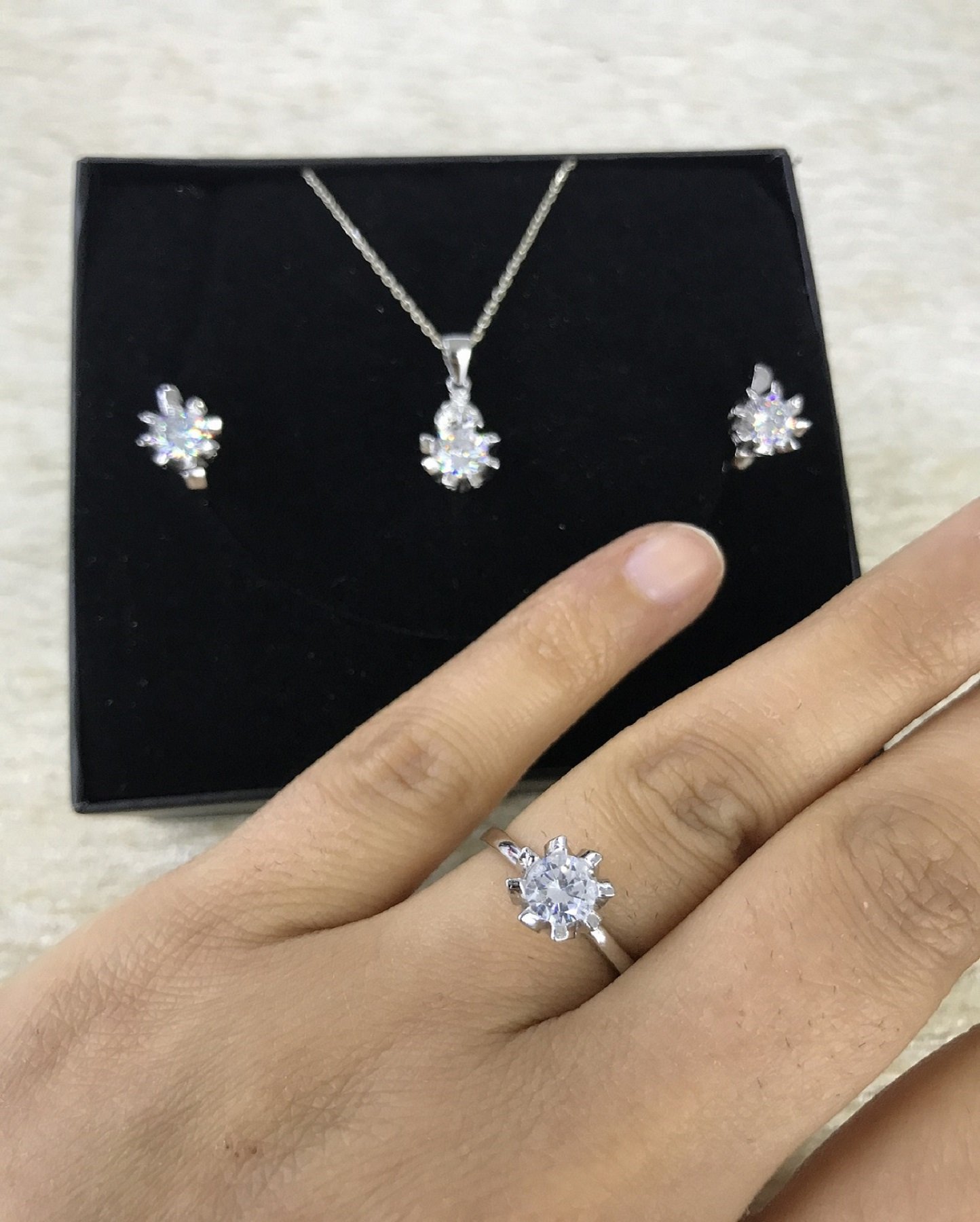 Tektaş Zirkon Model 925 Ayar Gümüş Bayan Üçlü set
