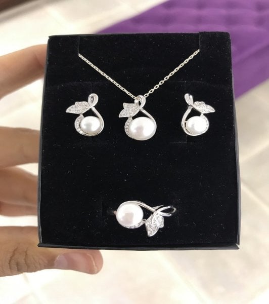 Zirkon İşlemeli Yapraklı İnci Model, 925 Ayar Gümüş, Bayan Üçlü set
