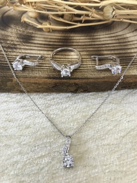 925 Ayar  Saf Gümüş Parlak Zirkon Taşlı Tektaş Çiçek Model Üçlü Bayan Set