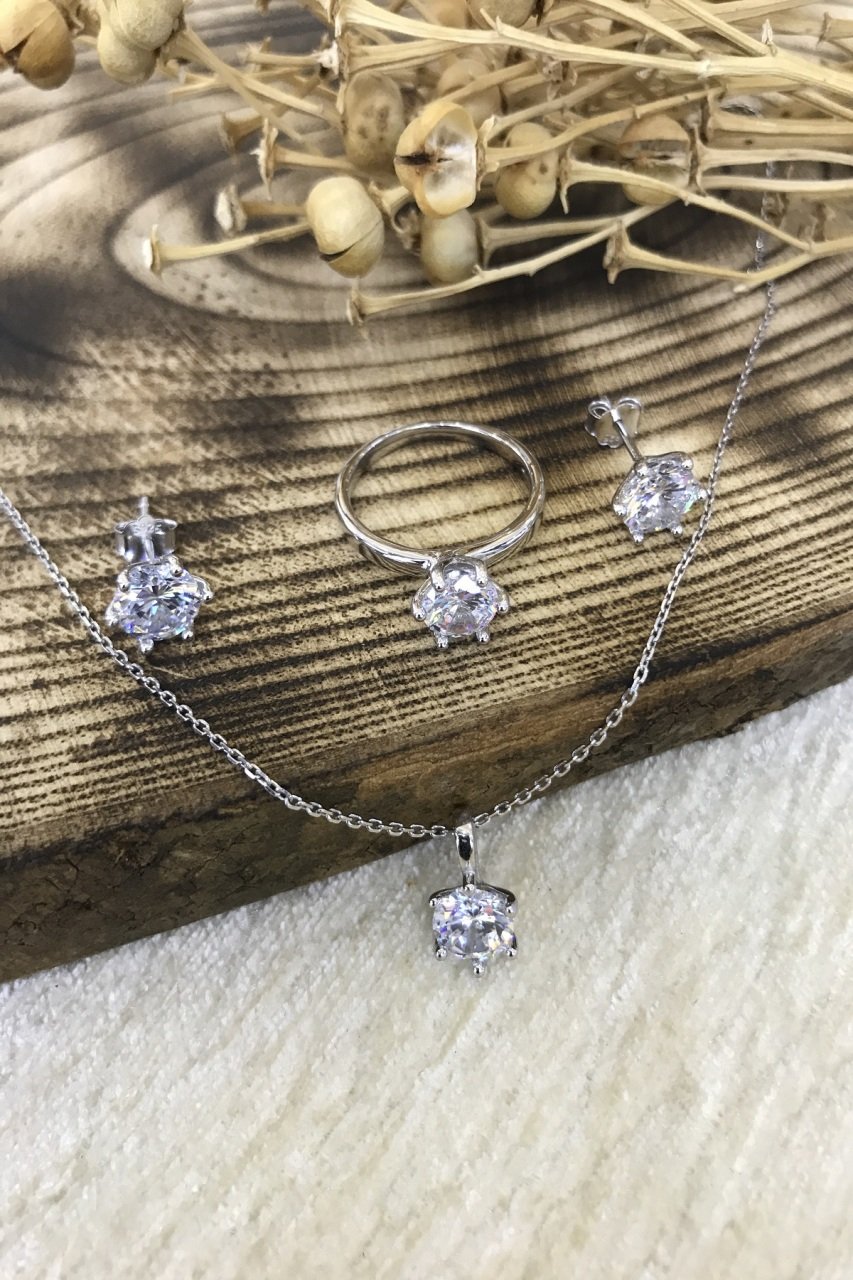 925 Ayar  Saf Gümüş Zirkon Taşlı Sade Tektaş Model Üçlü Bayan Set
