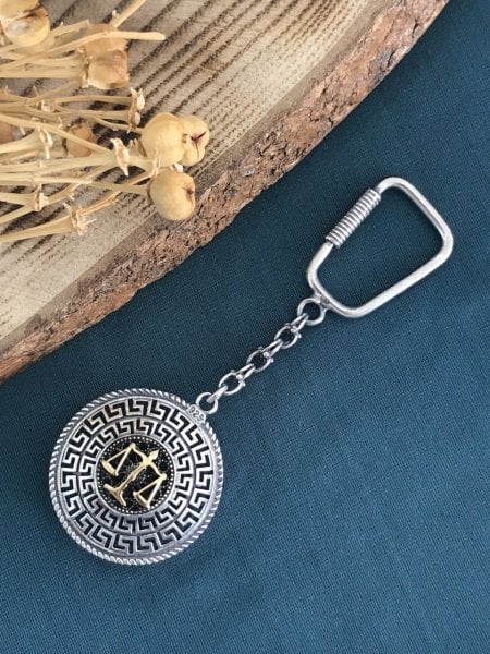 925 Ayar Gümüş Telkâri İşçilikli  Adalet Terazisi Gümüş Anahtarlık