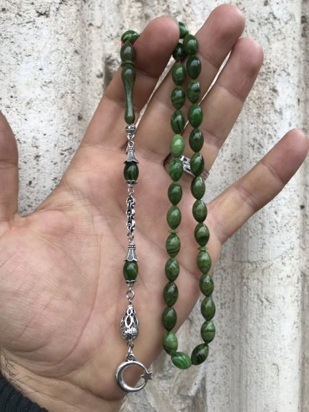 Fıstık Yeşili Beyzi Kesim Orijinal Ateş Kehribar Tesbih