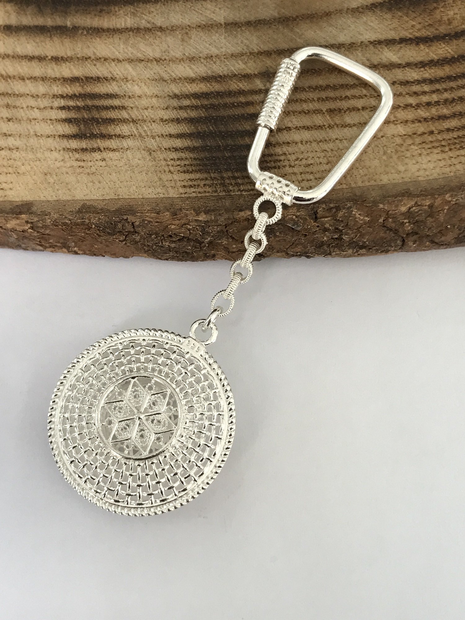 925 Ayar Gümüş Telkâri İşçilikli Lale Model Gümüş Anahtarlık