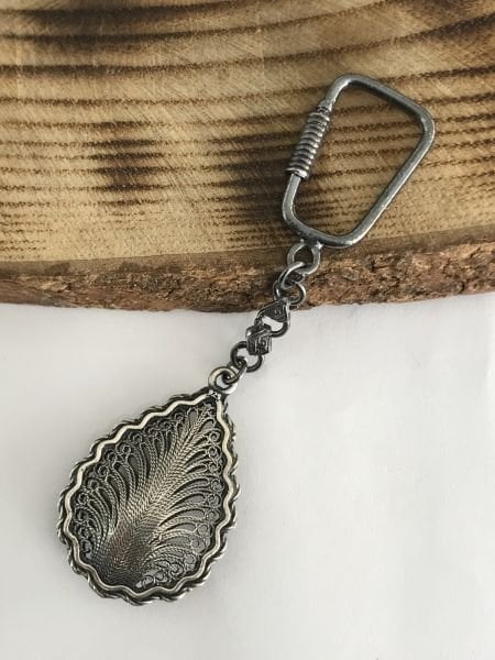 925 Ayar Gümüş Telkâri İşçilikli Yaprak Model Gümüş Anahtarlık