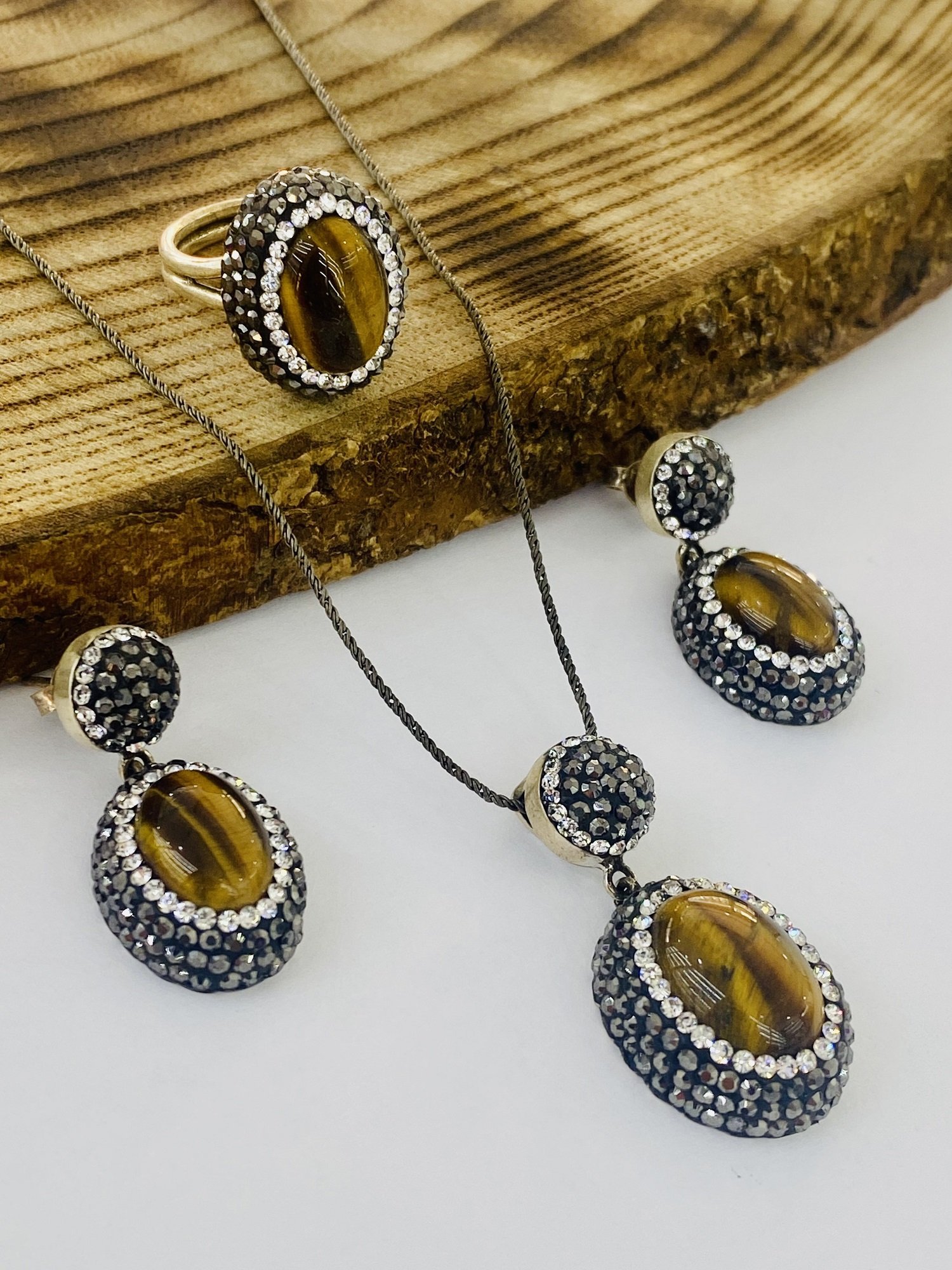 925 Ayar Gümüş Kaplangözü Taşlı Swarovski İşlemeli  Bayan Üçlü Set