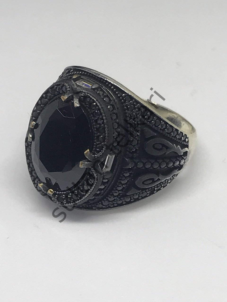 925 Ayar Gümüş Kalem İşçilikli Oniks Taşlı Erkek Yüzük 13 cm