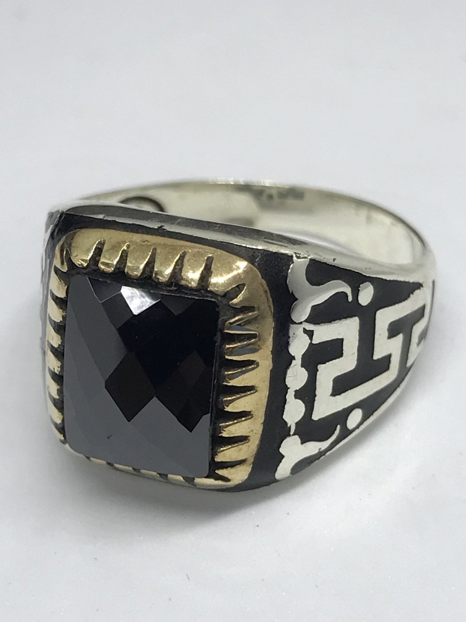 925 Ayar Gümüş Zirkon Taşlı Erkek Yüzük