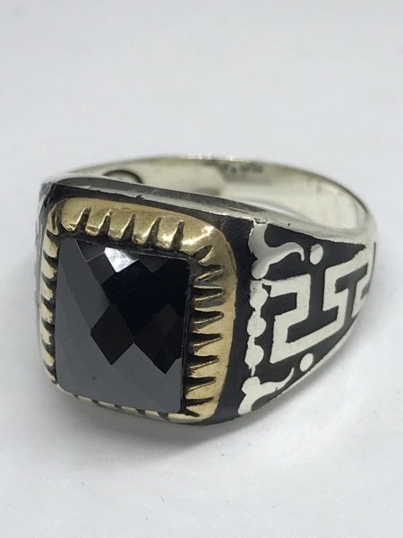 925 Ayar Gümüş Zirkon Taşlı Erkek Yüzük