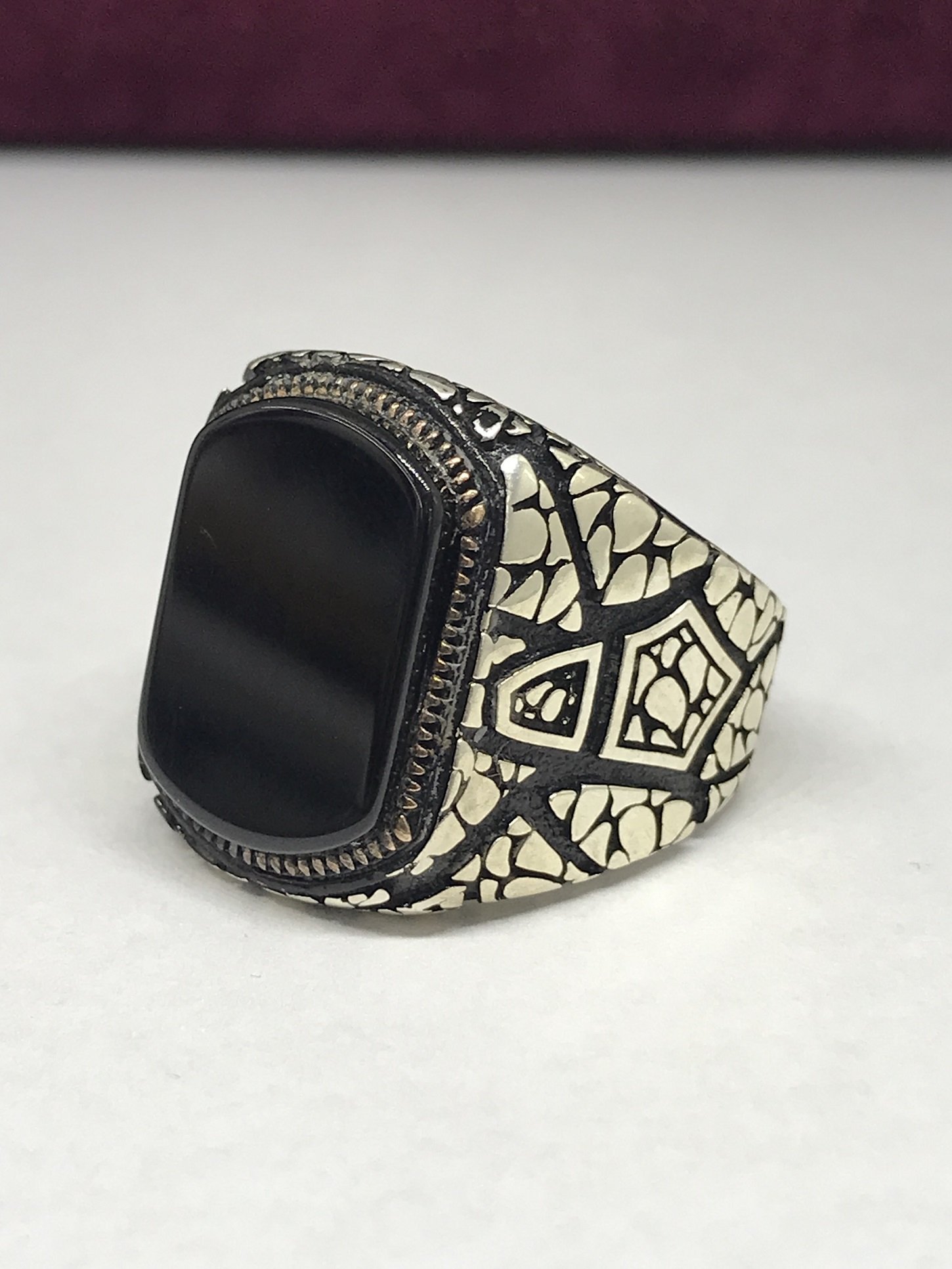 925 Ayar Gümüş Oniks Taşlı Erkek Yüzük ST16